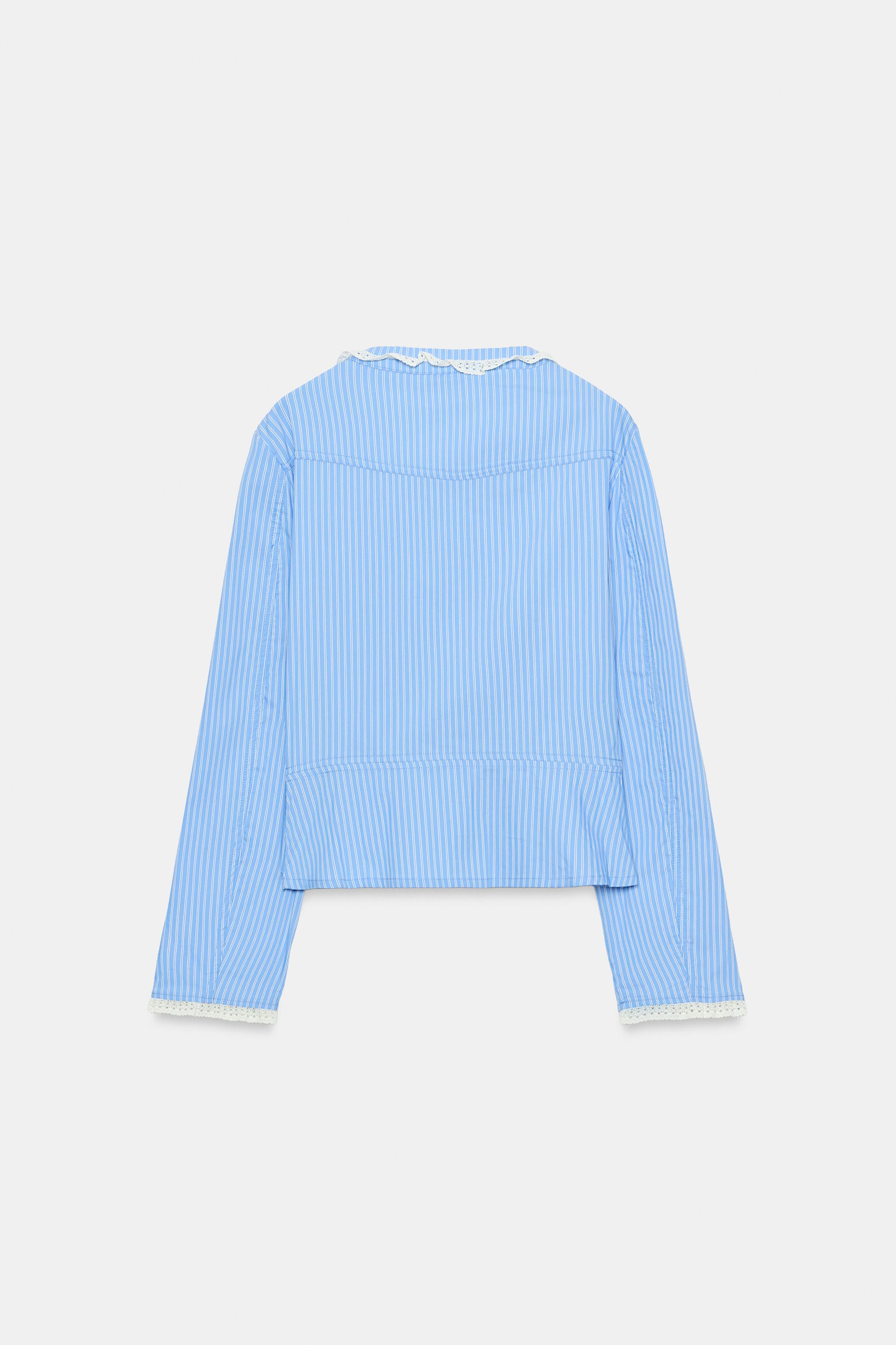 VESTE EN POPELINE À RAYURES ET DENTELLE